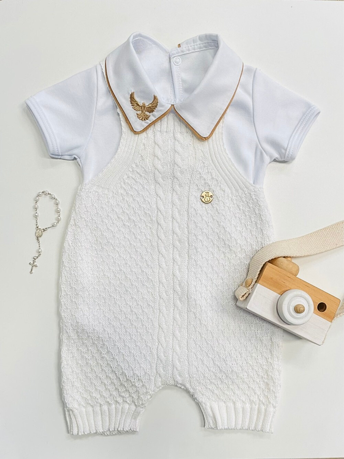 Conjunto Batizado Menino Tricot com Jardineira Curta e Body Espírito Santo