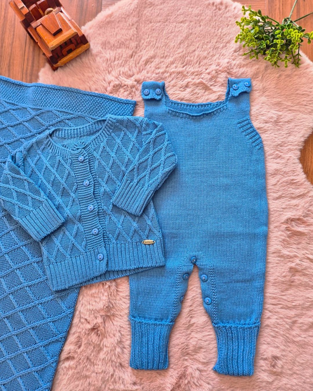 Saída de Maternidade em Tricot Antialérgico - Azul