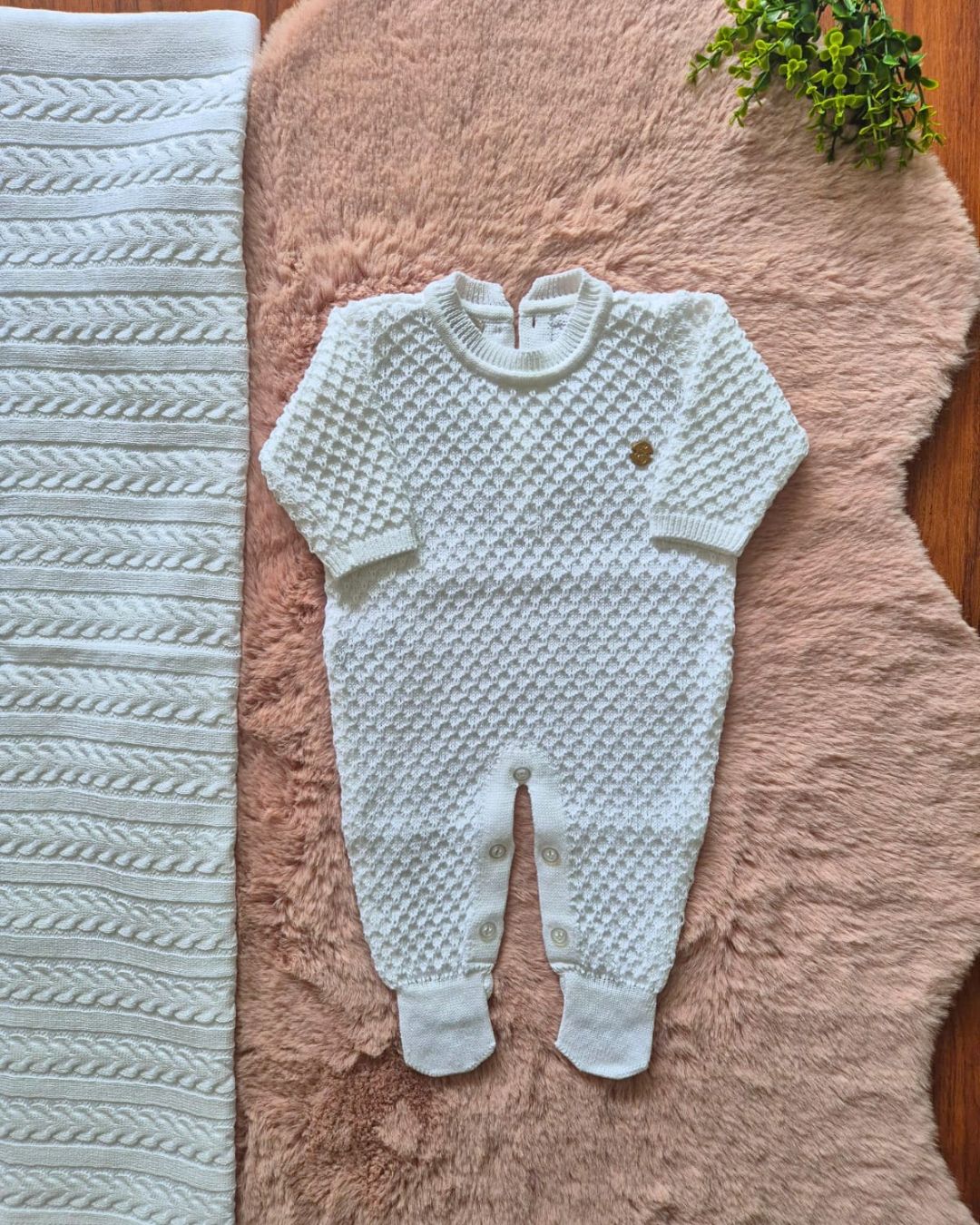 Saída de Maternidade em Tricot Antialérgico - Branco