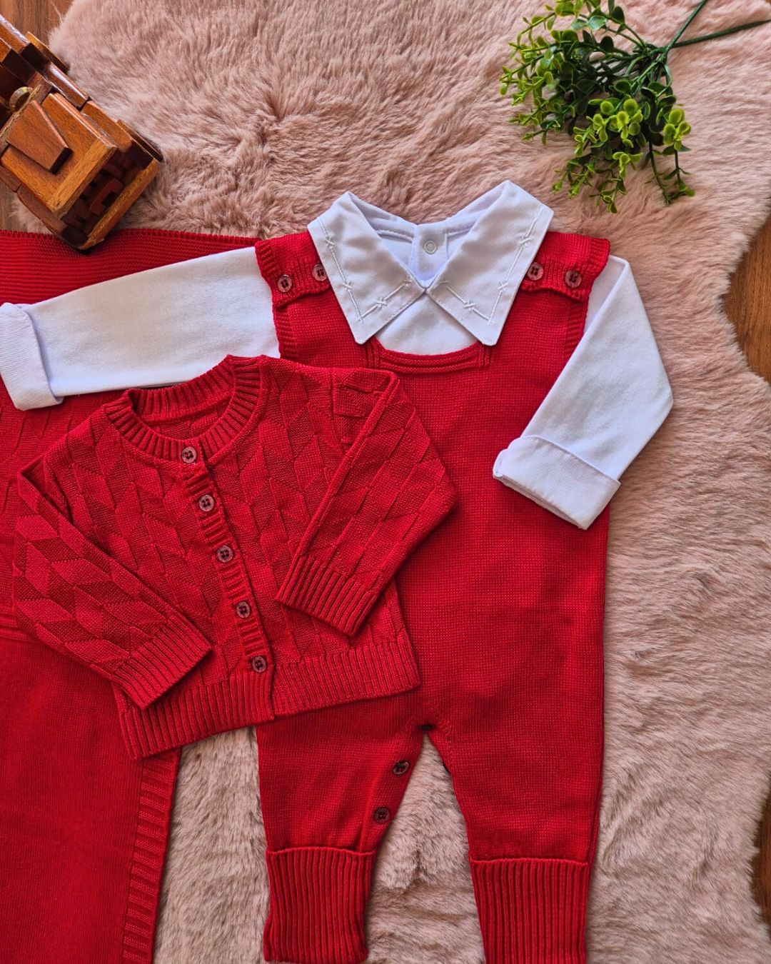 Saída de Maternidade em Tricot Antialérgico - Vermelho