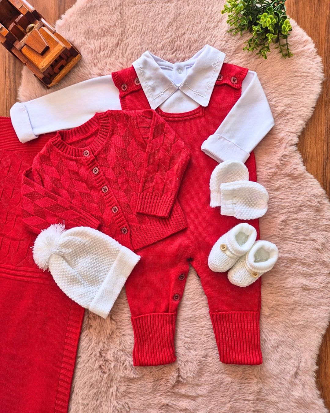 Saída de Maternidade em Tricot Antialérgico - Vermelho