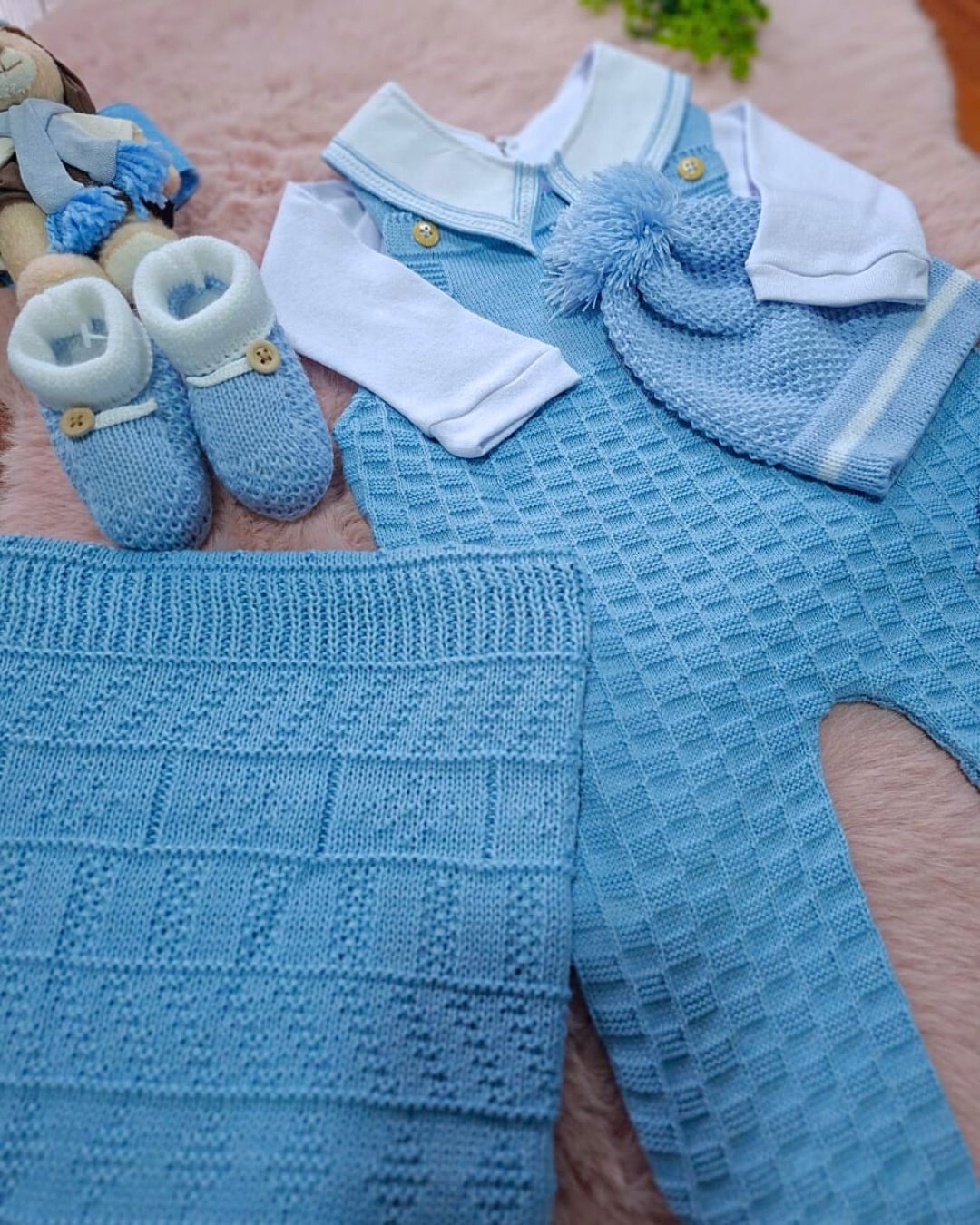 Saída de Maternidade em Tricot Antialérgico - Azul Bebê