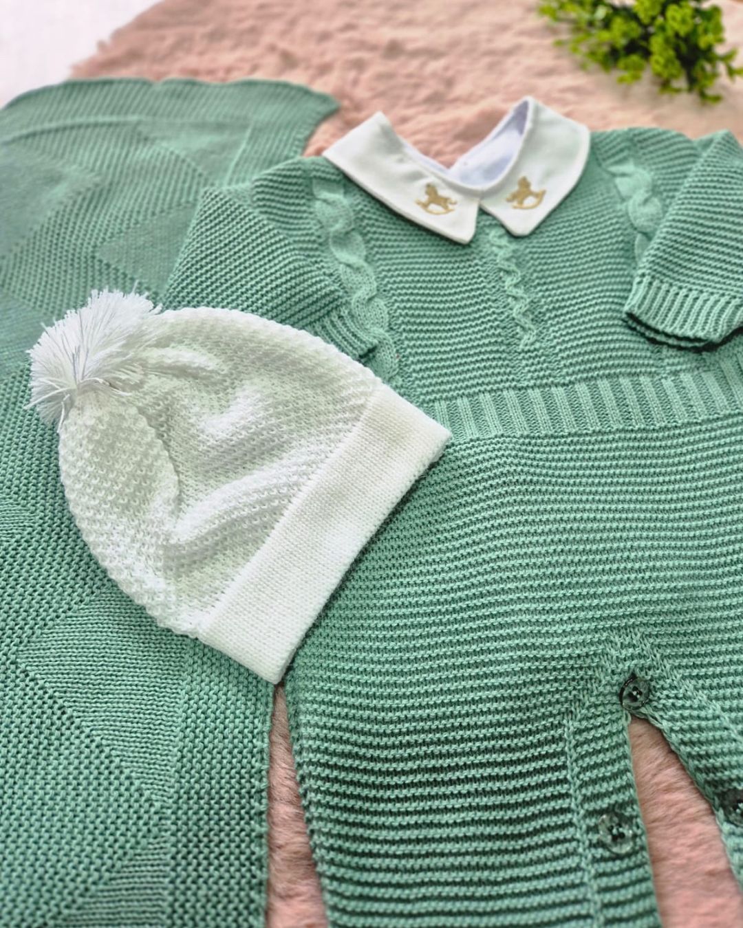 Saída de Maternidade em Tricot Antialérgico - Verde Claro