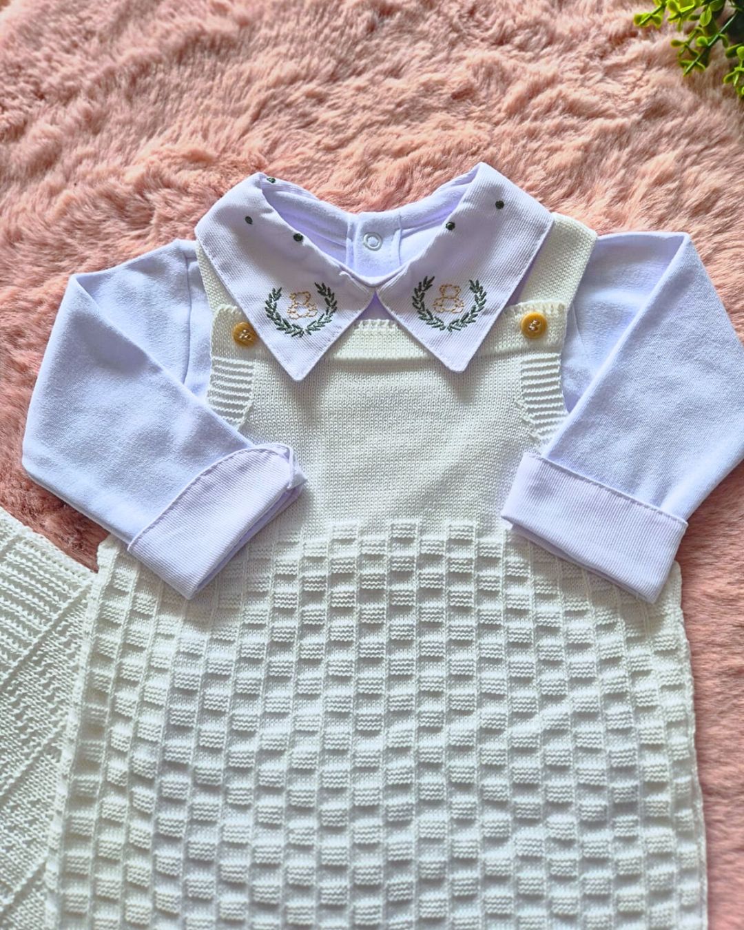 Saída de Maternidade em Tricot Antialérgico - Branca