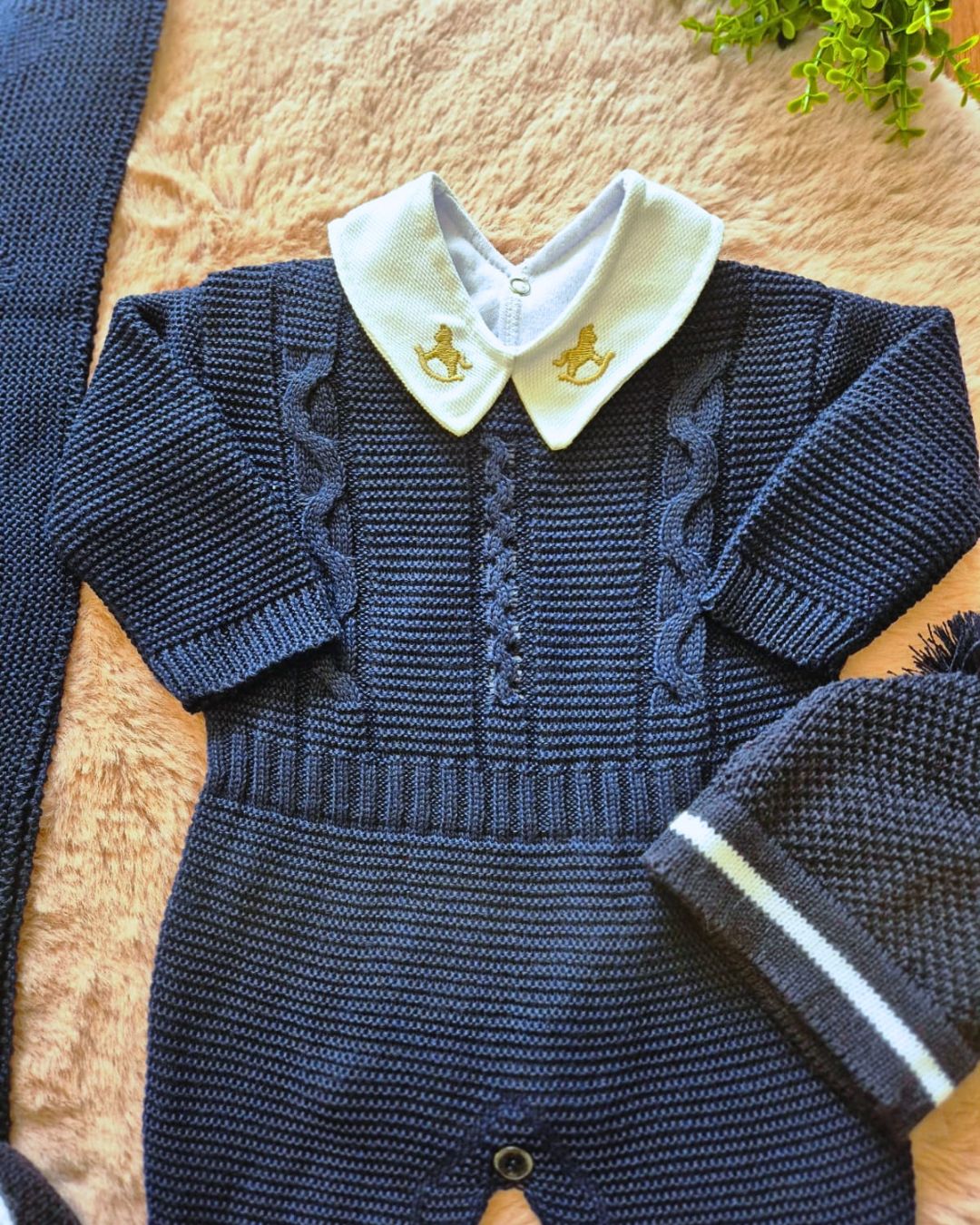 Saída de Maternidade em Tricot Antialérgico - Azul Marinho