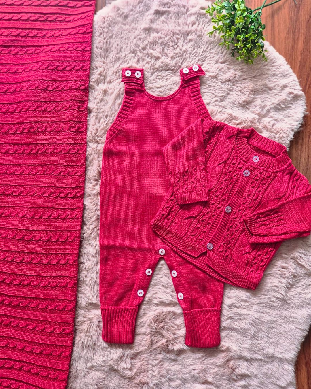 Saída de Maternidade em Tricot Antialérgico - Vermelha Flamengo