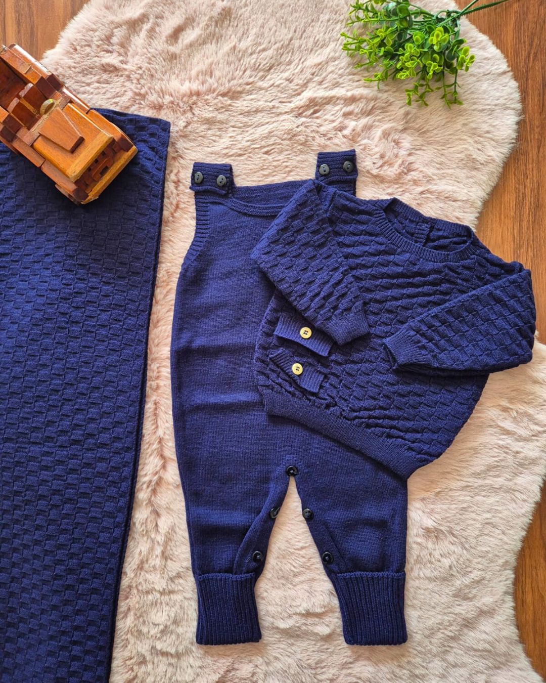 Saída de Maternidade em Tricot Antialérgico - Azul Marinho