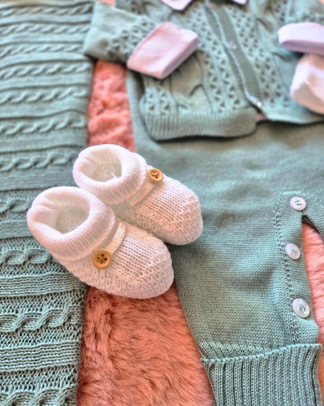 Saída de Maternidade em Tricot Antialérgico - Verde Oliva