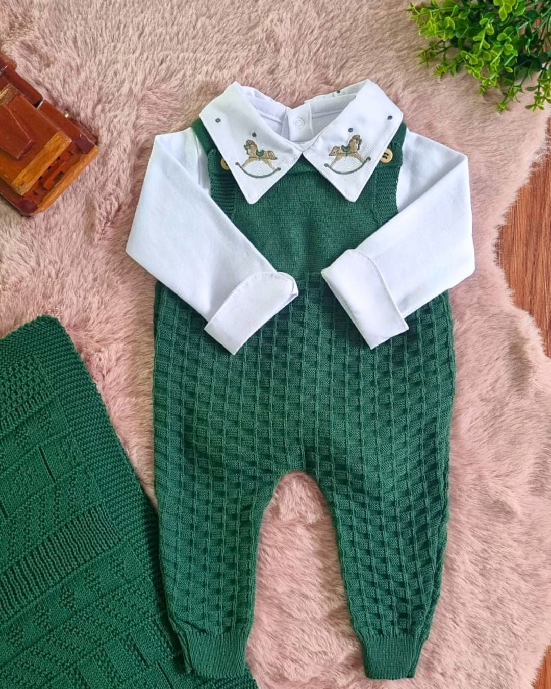 Saída de Maternidade em Tricot Antialérgico - Verde