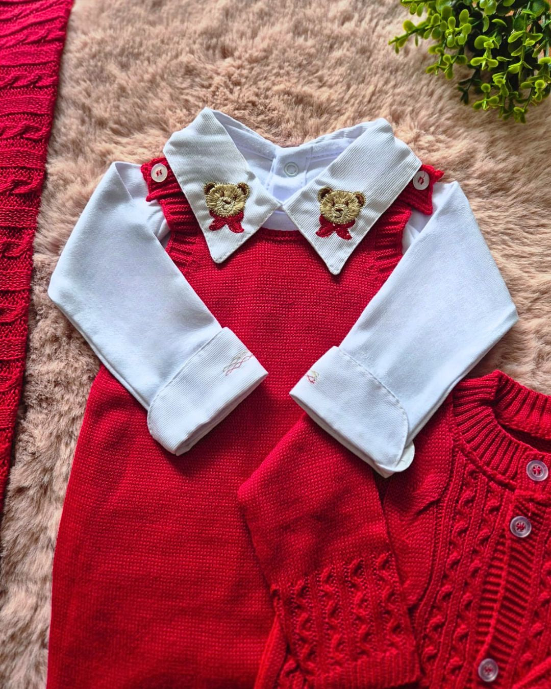 Saída de Maternidade em Tricot Antialérgico - Vermelha