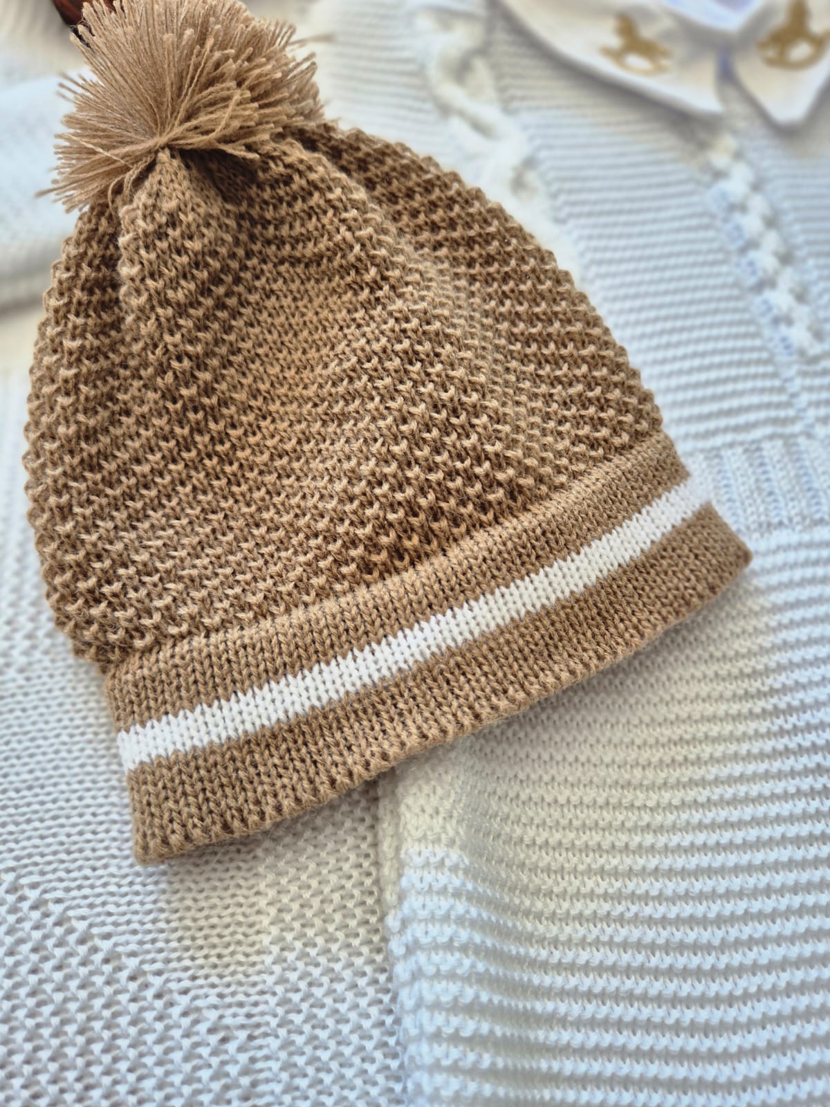 Saída de Maternidade em Tricot Antialérgico - Branco