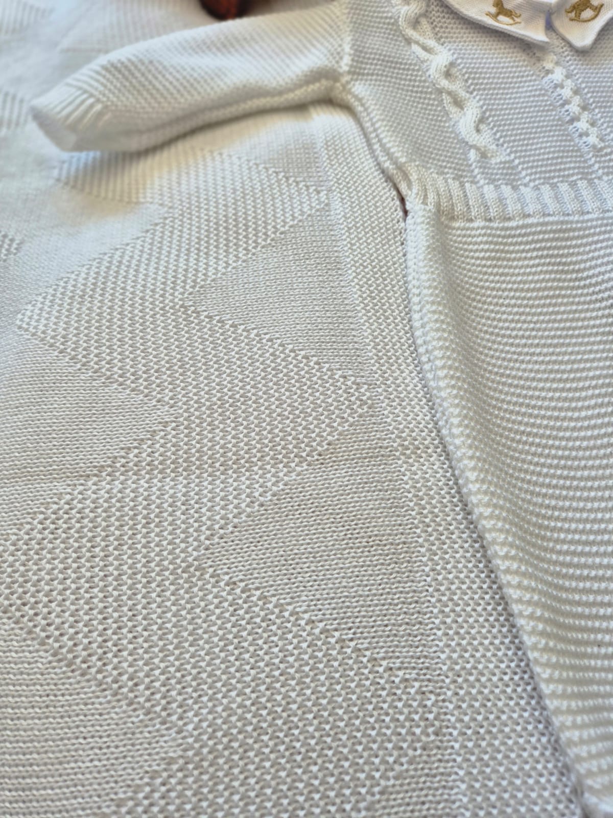Saída de Maternidade em Tricot Antialérgico - Branco