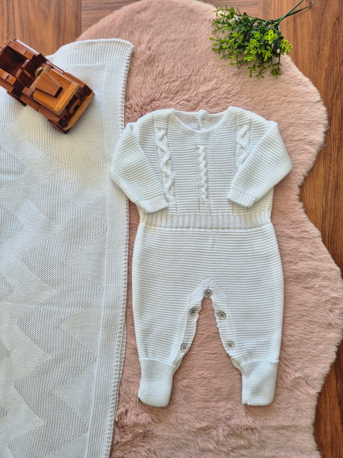 Saída de Maternidade em Tricot Antialérgico - Branco