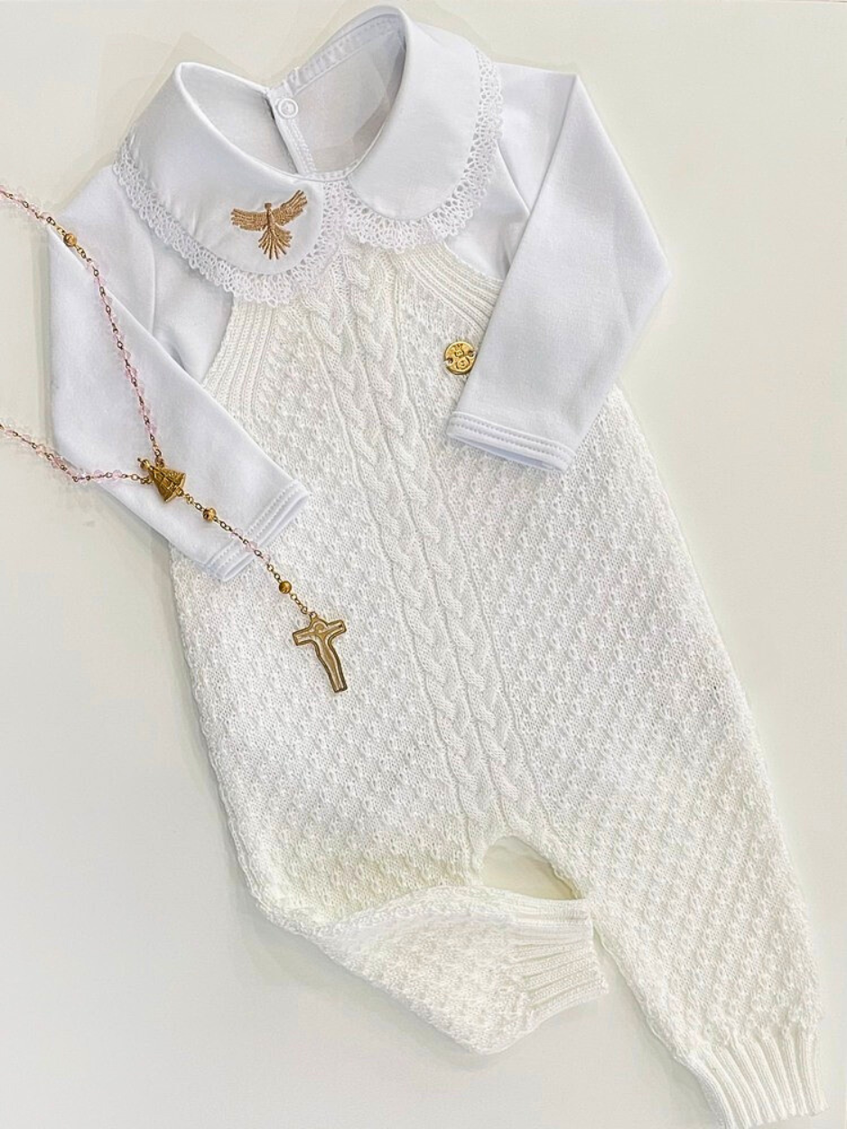 Conjunto de Batizado Bebê Jardineira – Tricot Antialérgico com Body Espírito Santo