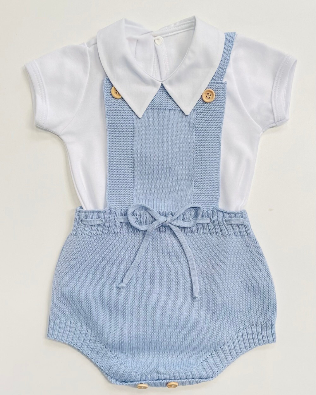 Conjunto Batizado Azul – Jardineira + Body com Gola